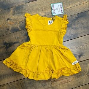NWT Dear Chase Ruffle Tunic Mustard Yellow Fall size 6